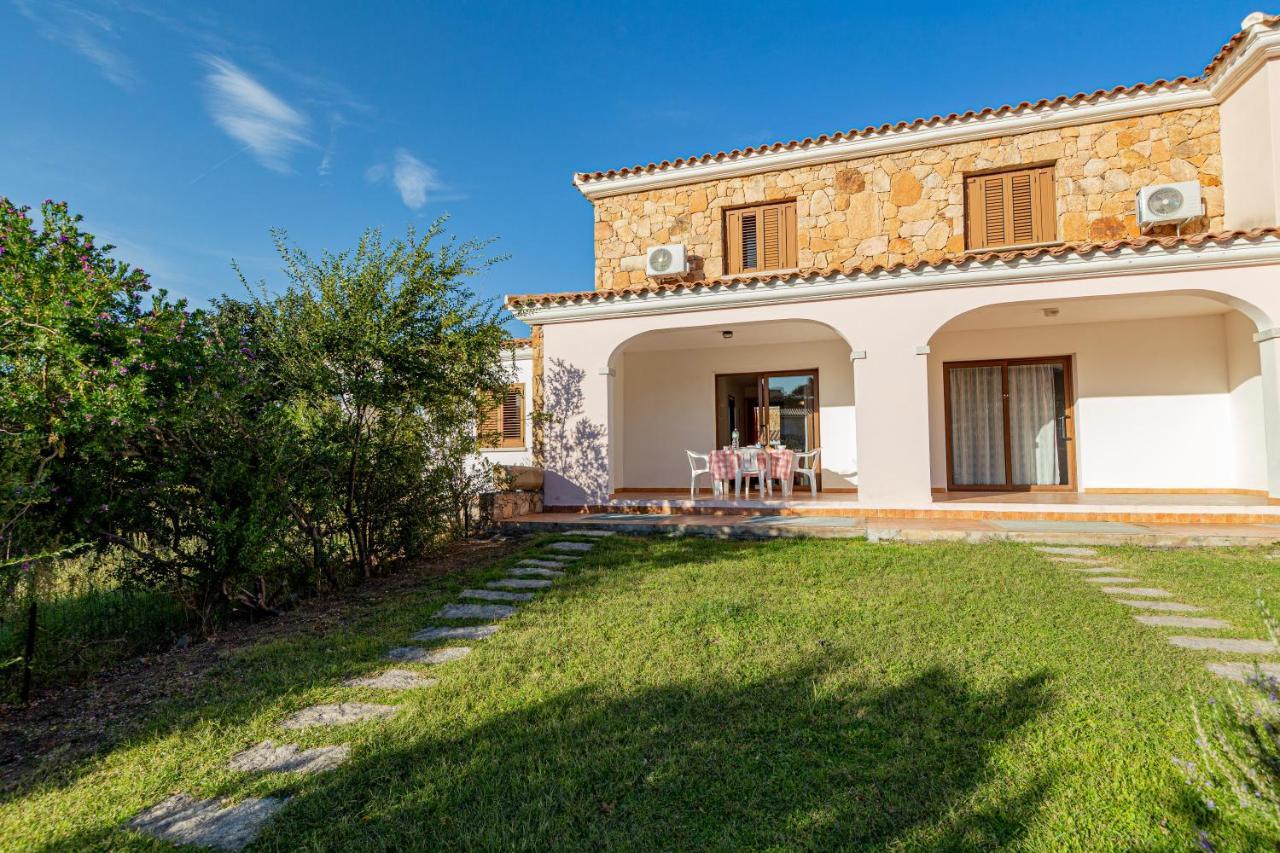 Appartamento Trilocale Vicino Al Centro Di San Teodoro San Teodoro  Exterior photo